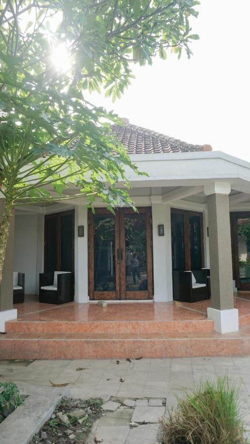 Villa Dende Lombok Tanjungkarang 外观 照片